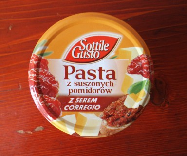 pasta z suszonych pomidorów z serem corregio
