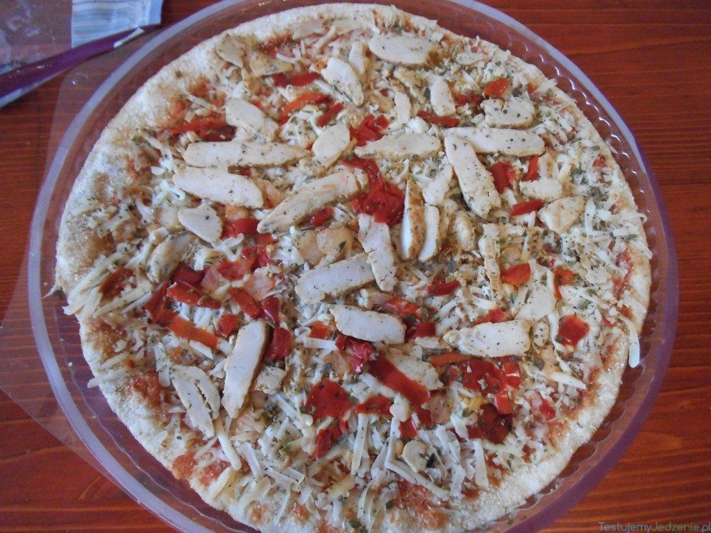 test pizzy z kurczakiem z biedronki