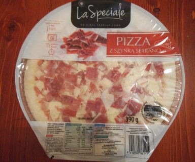 pizza z szynką serano z biedronki